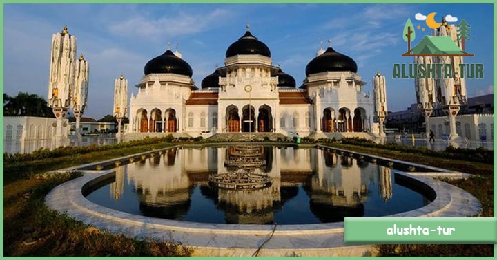 Destinasi Wisata Aceh | Alushta Tur