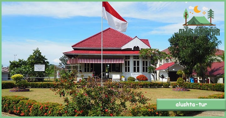 Tempat Wisata Bengkulu Rumah Pengasingan Bung Karno di Bengkulu | Alushta Tur