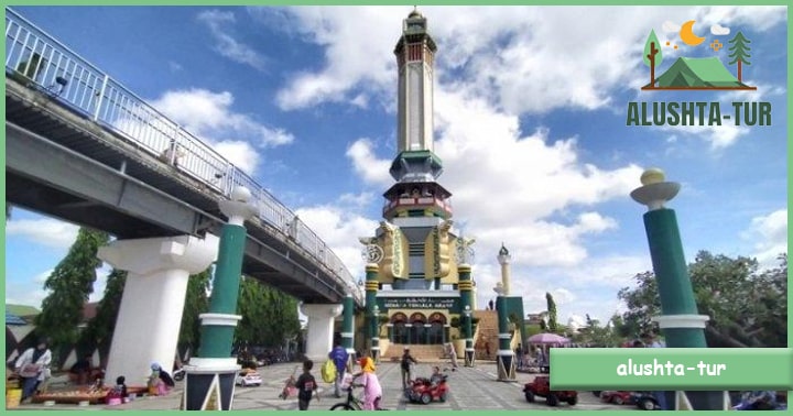 Tempat Wisata Jambi Menara Gentala Arasy | Alushta Tur