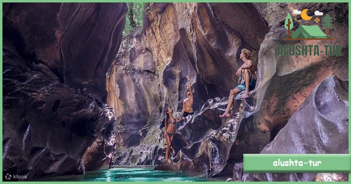 Hidden Canyon | Alushta Tur