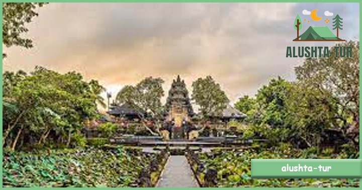 Tempat Wisata Bali Ubud Monkey Forest | Alushta Tur